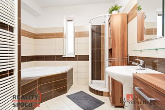 Prodej, byty/4+1, 130 m2, Pod Školkou 774, 33026 Tlučná, Plz - 13