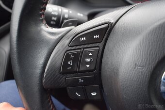 Mazda 3 2,2D PO SERVISU,TOP STAV - 13