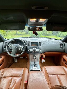 INFINITI FX35 - 13