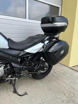 Suzuki DL 650 V-Strom - 13