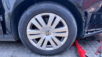 Vůz na náhradní díly VW Passat B6 kombi 2009 CBAB LQV LC9X - 13