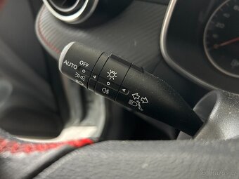MG ZS 1.5 1.MAJITEL,PŮVOD ČR,TAŽNÉ - 13