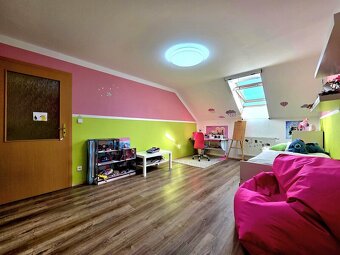 Prodej RD 6+kk 213 m2, na pozemku 287 m2 - 13