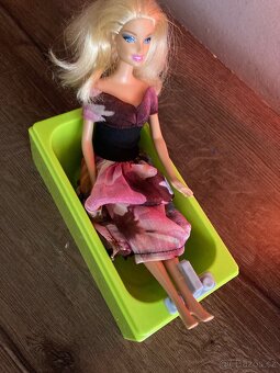 Barbie nábytek  pro panenky. - 13