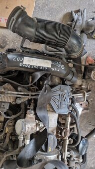 vw Jetta IV. 2010-2017 karoserie a motor CUUB (CUUA) - 13