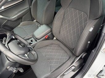 ŠKODA KAROQ SPORTLINE 1.5TSI 110 KW TAŽNÉ cockpit m2021 - 13