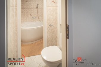 Převod dr. podílu, byty/2+1, 64 m2, Kyjická 4634, 43004 Chom - 13