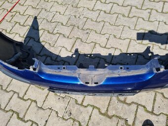 VW Golf V přední nárazník s ostřikovači modrá LD5Q - 13