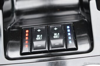 Ford Galaxy 2.0TDCI ,manuál ,tažné,výhřev/ventilace ,SERVIS - 13