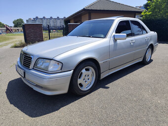 Mercedes Benz W202 2.2 SPORT AMG PAKET rok 1993 - 13