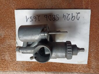 Karburátory Jawa-Čz 175/450,470 - 250/455,623 - 13