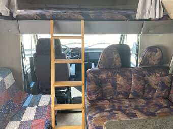 KNAUS TRAVELLER 640 - 13