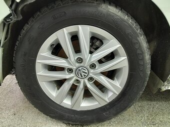 Volkswagen Golf VIII 2,0 TDi DSG - 13