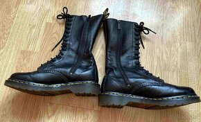 Dr. Martens, - 13