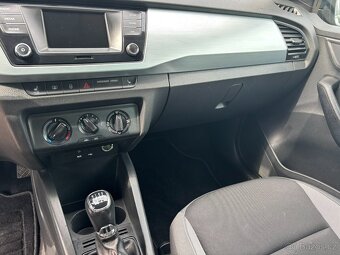 Škoda Fabia 1.2 Tsi 66kw r.v.2015, serviska - 13