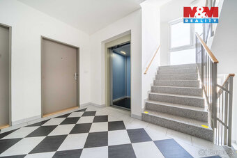 Pronájem bytu 1+kk, 36 m², Plzeň, ul. Presslova - 13