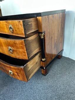 Komoda biedermeier hezký model. - 13
