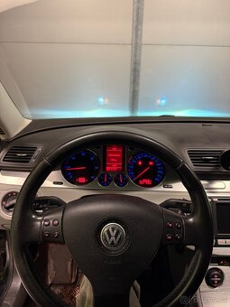 Volkswagen Passat 2.0 TDI 125Kw - 13