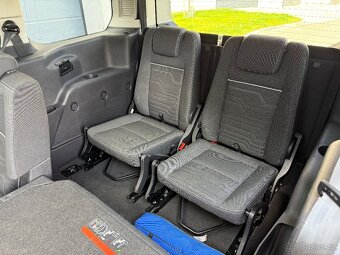 Ford Tourneo Connect 7 MÍST PANORAMA 1.6i 110kW AUTOMAT LONG - 13