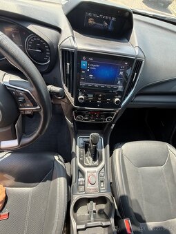 Subaru Forester 2.0i Hybrid 4x4 – plná výbava, tažné - 13