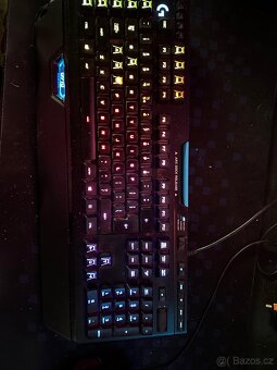 Logitech G910 Orion Spectrum - 13