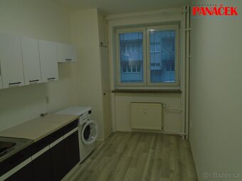 Pronájem bytu 1+1  Zlín rekonstrukce - 13