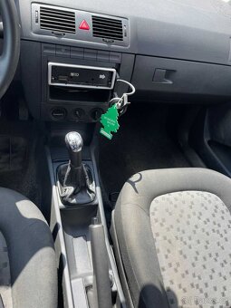 Škoda Fabia 1.2 HTP - 40kW (2006) - 13