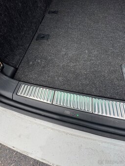 Škoda Superb Combi 2.0 tdi 110kw - 13