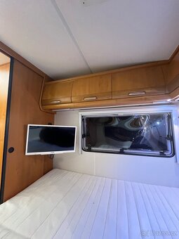 Karavan HOBBY EXCLUSIVE  Nezávislý na elektřině+pojezdy - 13