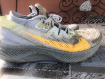 Nike pegasus 40,5 - 13