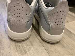 Pánské tenisky Jordan Sneakersy AR1000-003 , 44 - 13