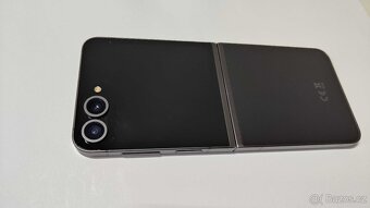 Samsung Galaxy Z Flip6 (F741B) 12GB/256GB, Crafted Black - 13