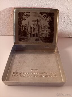 Staré plechové krabičky - 13