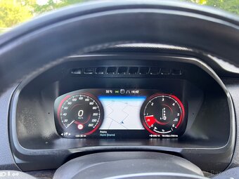 Volvo XC90 D AWD Momentum - 13