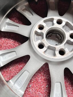 5x114,3 R18 Originál Toyota RAV4 4.Generace - TOP - 13