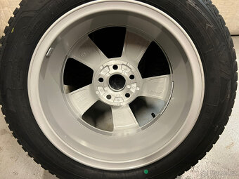 185/60R15 NOVÁ zimní pneu škoda rapid fabia III 6x15 5x100 - 13