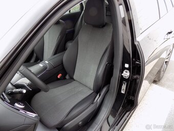 Mercedes-Benz Třídy E 300de/Digital-Light/Hybrid/ - 13