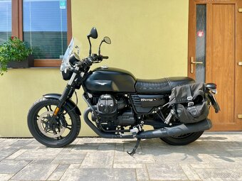 Moto Guzzi V7 III Stone - 13