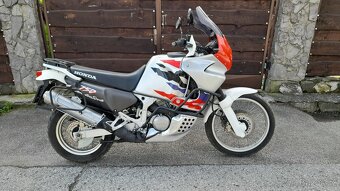 HONDA XRV 750 AFRICA TWIN RD07 - 13