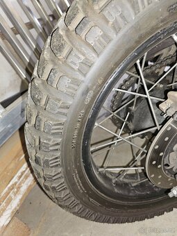 Royal Enfield Scram 411 - 13