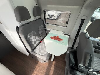 Obyné auto - VW Grand California, 2x klimatizace, DSG - 13
