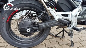 Moto Guzzi V85TT - 13