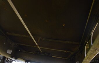 Přívěs pro přepravu koní Paragan - 13