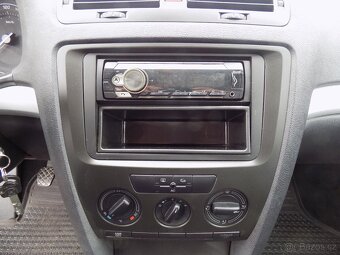 Škoda Octavia 1.6i 75 KW ČR, 2 sady kol - 13