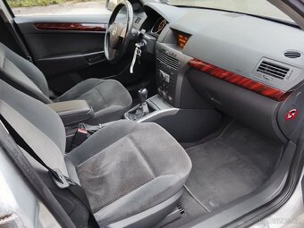 Opel Astra H Twinport Elegance - 13