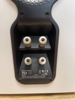 B&W 703 S2 - 13