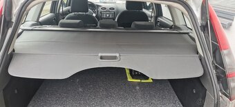 Ford Focus 1.6 85kw r.2005 - 13