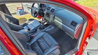 Golf 5 GTI / Modell 2006 / 147 kW / 225.000 - 13