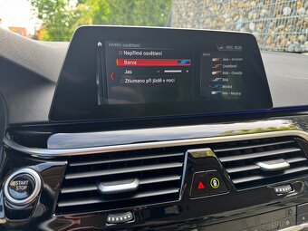 BMW 520d 140kW AT - 13