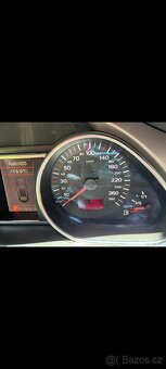Audi q7 4.2i - 13